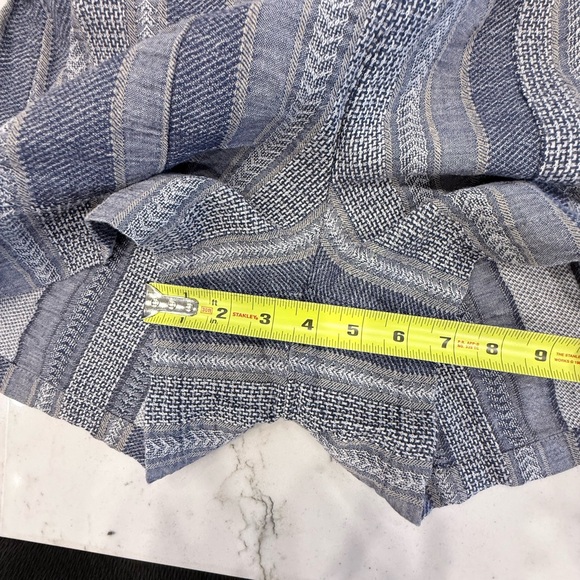 Evereve Blue Striped Shorts - Picture 4 of 8